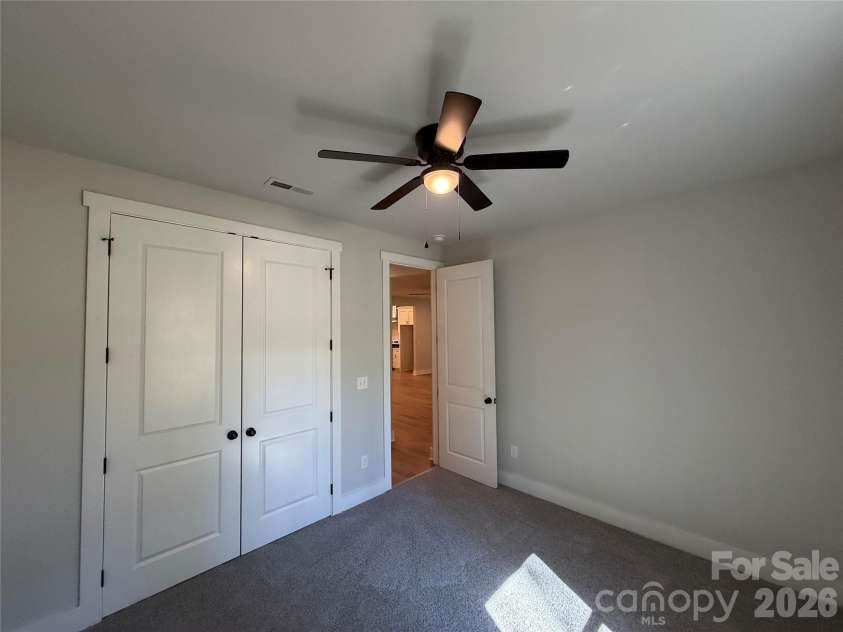 8807 Crestwood Drive, Mount Pleasant, NC 28124.  MLS# CAR4435113, YatesRealty ID 56831. 
