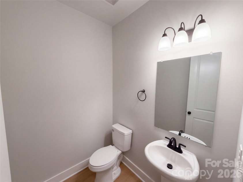 8807 Crestwood Drive, Mount Pleasant, NC 28124.  MLS# CAR4435113, YatesRealty ID 56831. 