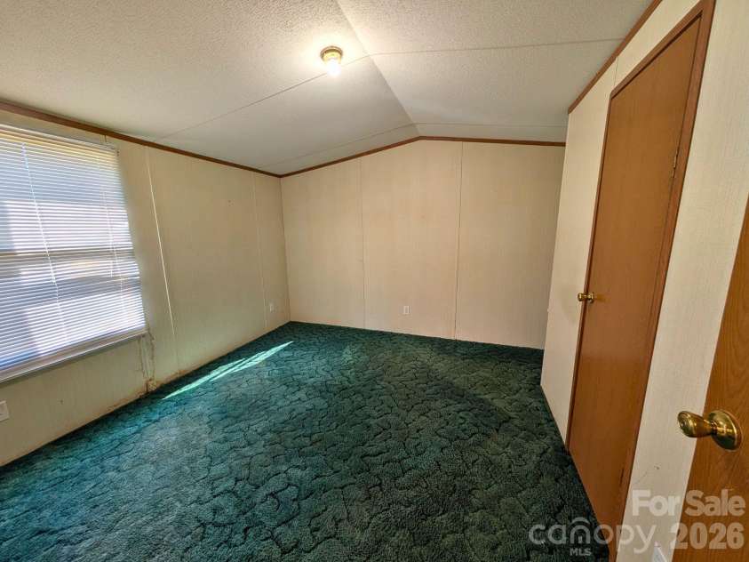 5954 Oakridge Road, Clover, SC 29710.  MLS# CAR4433959, YatesRealty ID 56834. 