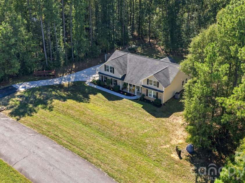 123 Sherham Way, Rock Hill, SC 29732.  MLS# CAR4432318, YatesRealty ID 56836. 