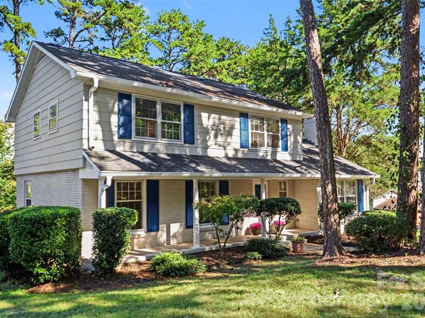 833 Archdale Drive, Charlotte, NC 28217.  MLS# CAR4432284, YatesRealty ID 56842. 