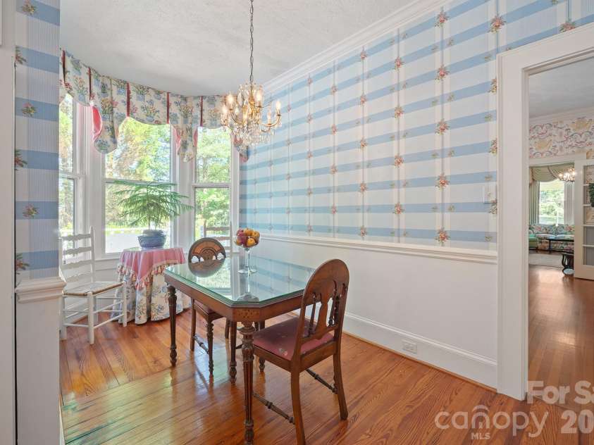 618 Aspen Street, Lincolnton, NC 28092.  MLS# CAR4419967, YatesRealty ID 56843. 