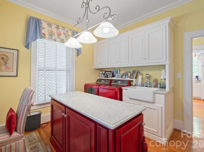 618 Aspen Street, Lincolnton, NC 28092.  MLS# CAR4419967, YatesRealty ID 56843. 