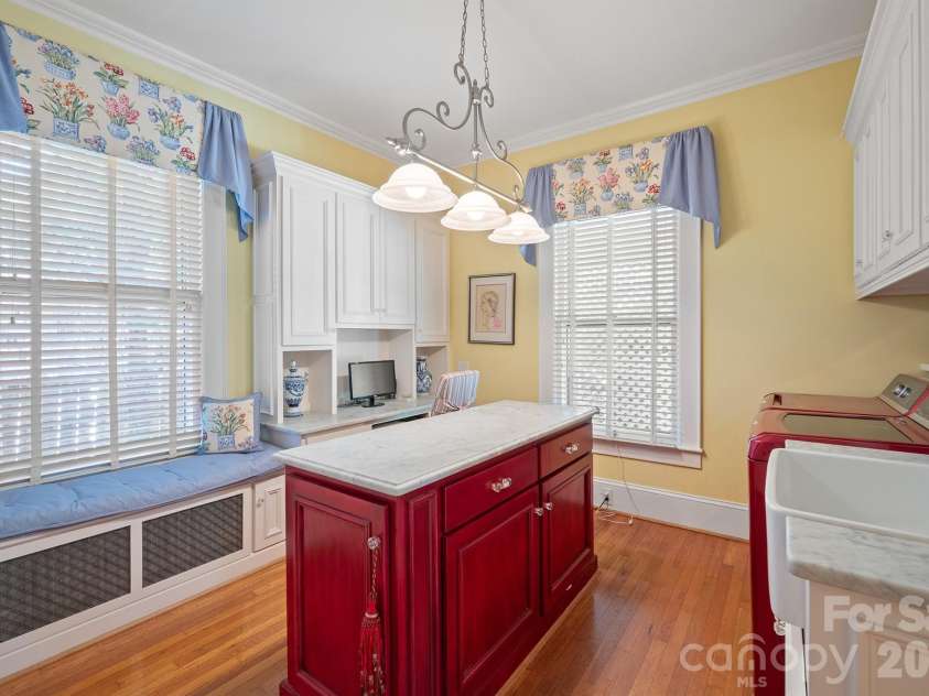 618 Aspen Street, Lincolnton, NC 28092.  MLS# CAR4419967, YatesRealty ID 56843. 