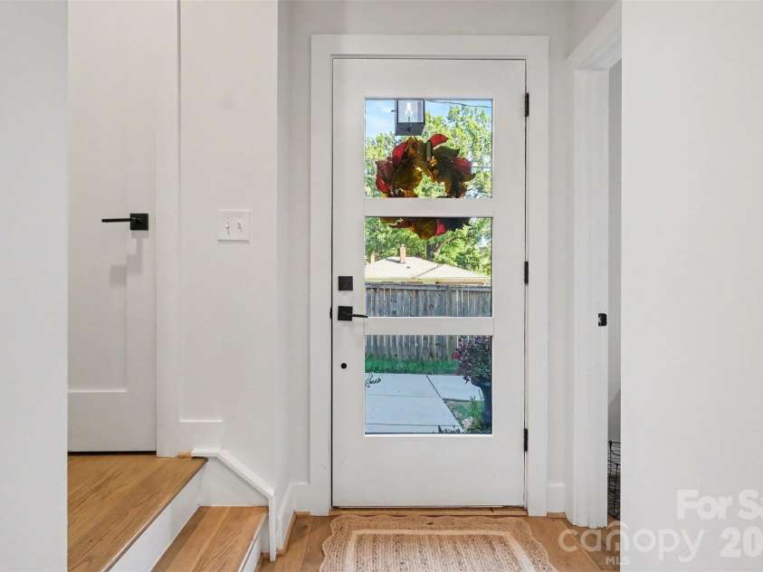 1713 Mimosa Avenue, Charlotte, NC 28205.  MLS# CAR4429239, YatesRealty ID 56845. 