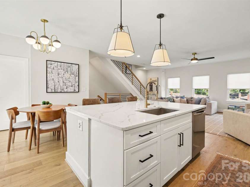 1713 Mimosa Avenue, Charlotte, NC 28205.  MLS# CAR4429239, YatesRealty ID 56845. 