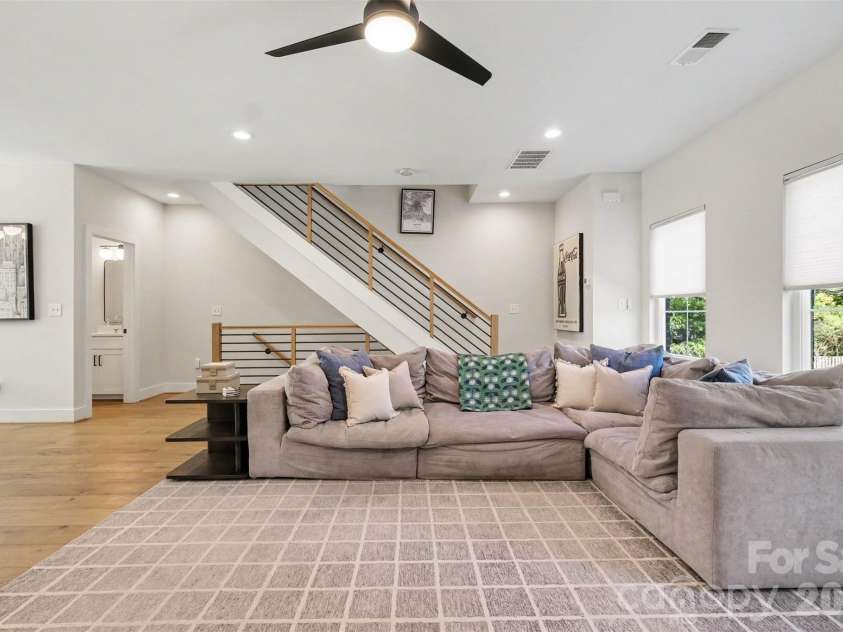 1713 Mimosa Avenue, Charlotte, NC 28205.  MLS# CAR4429239, YatesRealty ID 56845. 