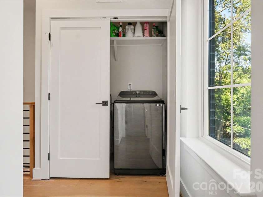 1713 Mimosa Avenue, Charlotte, NC 28205.  MLS# CAR4429239, YatesRealty ID 56845. 