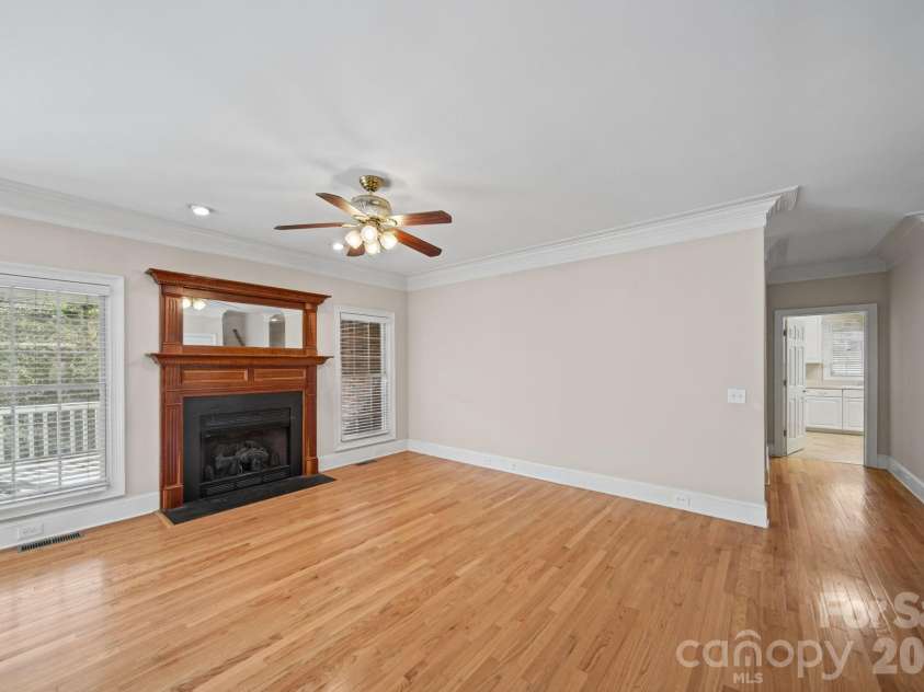 2793 Harlinsdale Drive, Rock Hill, SC 29732.  MLS# CAR4434798, YatesRealty ID 56848. 