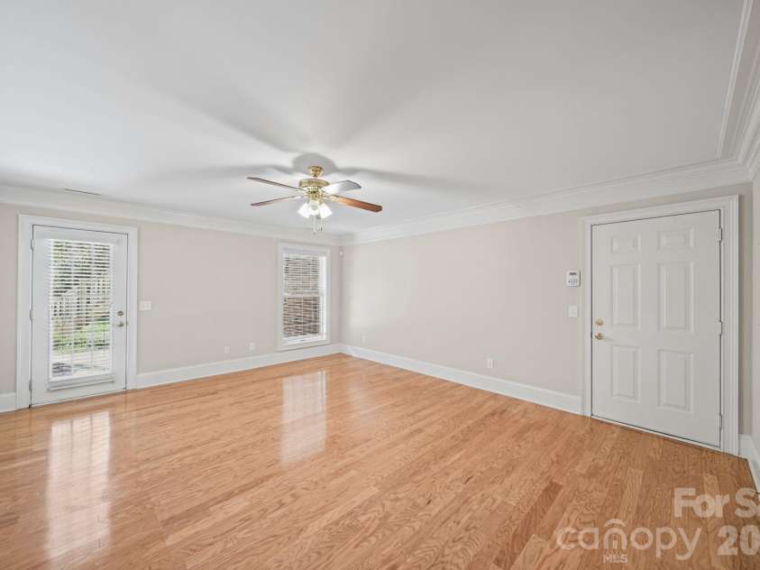 2793 Harlinsdale Drive, Rock Hill, SC 29732.  MLS# CAR4434798, YatesRealty ID 56848. 