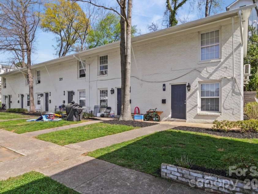 315 Gardner Avenue, Charlotte, NC 28208.  MLS# CAR4361154, YatesRealty ID 5685. 