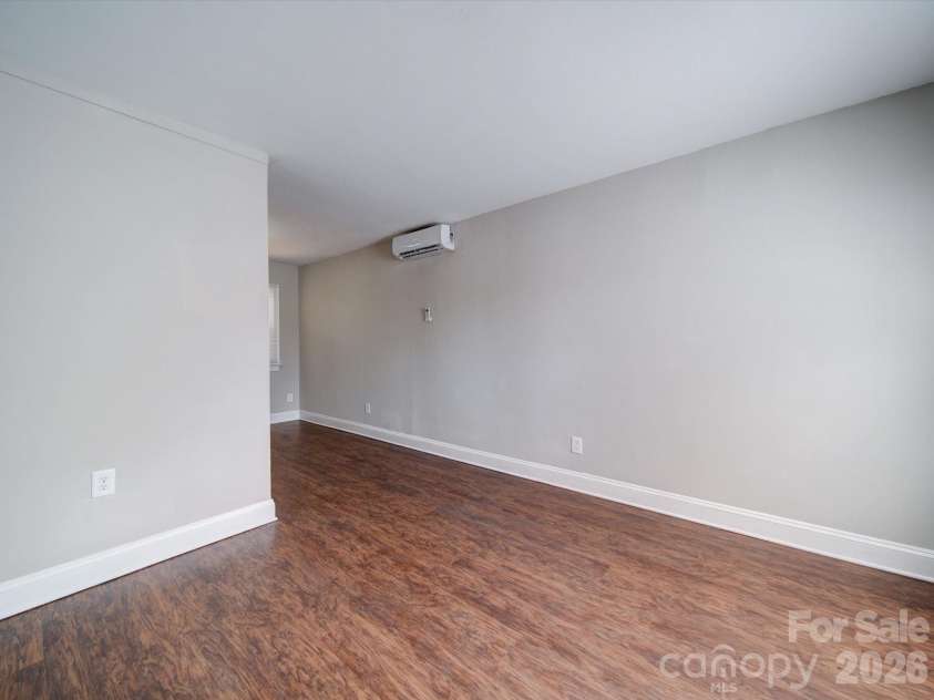 315 Gardner Avenue, Charlotte, NC 28208.  MLS# CAR4361154, YatesRealty ID 5685. 