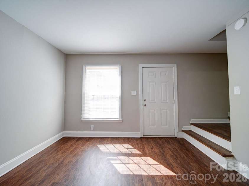 315 Gardner Avenue, Charlotte, NC 28208.  MLS# CAR4361154, YatesRealty ID 5685. 