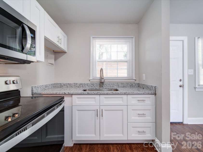 315 Gardner Avenue, Charlotte, NC 28208.  MLS# CAR4361154, YatesRealty ID 5685. 