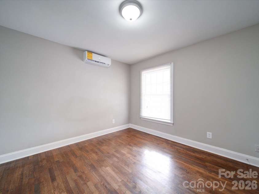 315 Gardner Avenue, Charlotte, NC 28208.  MLS# CAR4361154, YatesRealty ID 5685. 