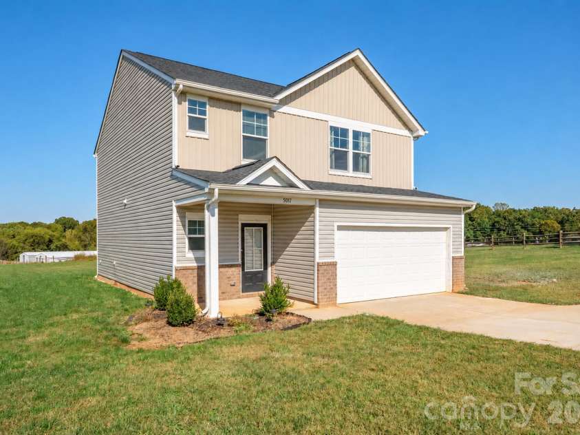 5017 Ritchie Road, Lincolnton, NC 28092.  MLS# CAR4434781, YatesRealty ID 56851. 