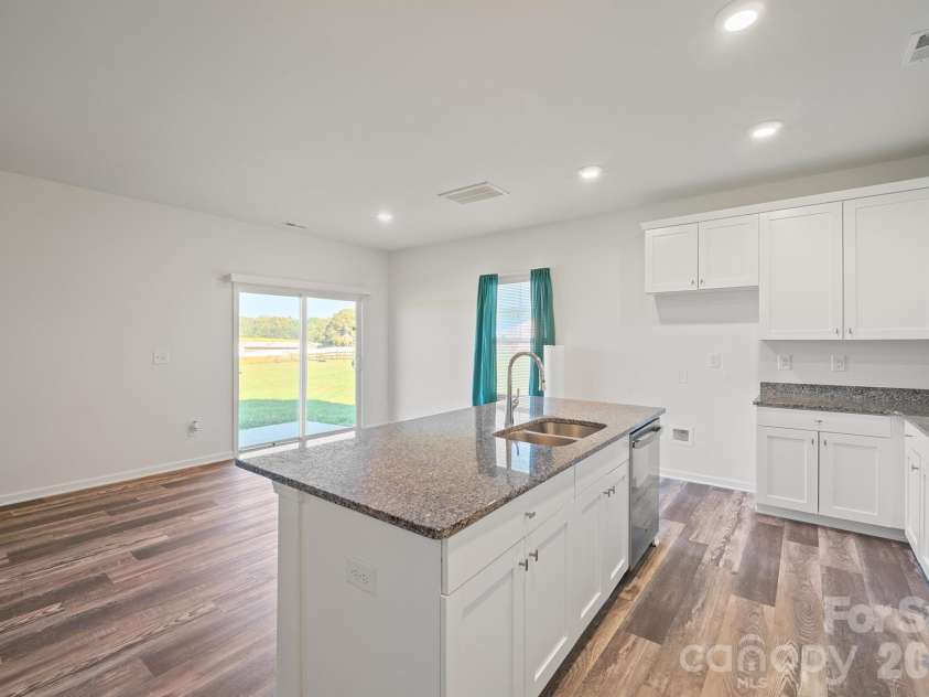 5017 Ritchie Road, Lincolnton, NC 28092.  MLS# CAR4434781, YatesRealty ID 56851. 