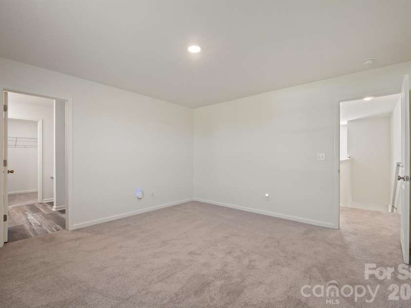 5017 Ritchie Road, Lincolnton, NC 28092.  MLS# CAR4434781, YatesRealty ID 56851. 