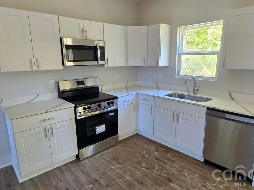 1117 Tennyson Street, Charlotte, NC 28208.  MLS# CAR4434804, YatesRealty ID 56855. 