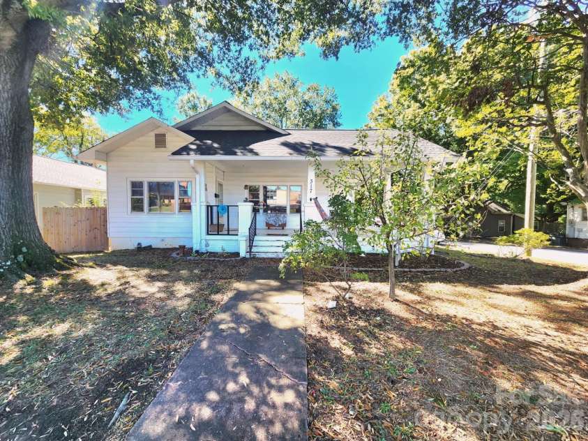 317 Kerr Street, Concord, NC 28025.  MLS# CAR4435171, YatesRealty ID 56856. 