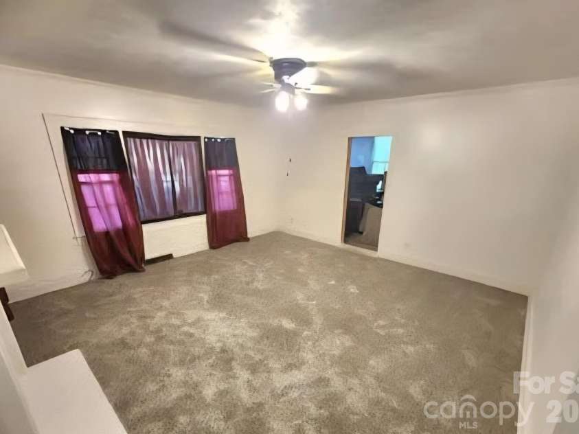 317 Kerr Street, Concord, NC 28025.  MLS# CAR4435171, YatesRealty ID 56856. 