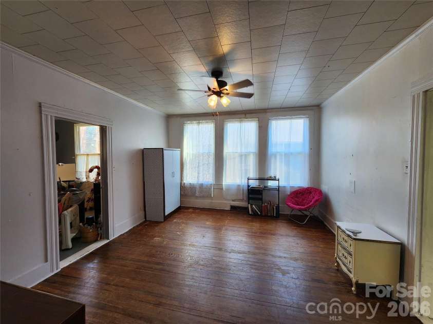 317 Kerr Street, Concord, NC 28025.  MLS# CAR4435171, YatesRealty ID 56856. 