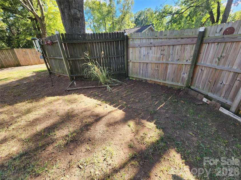 317 Kerr Street, Concord, NC 28025.  MLS# CAR4435171, YatesRealty ID 56856. 