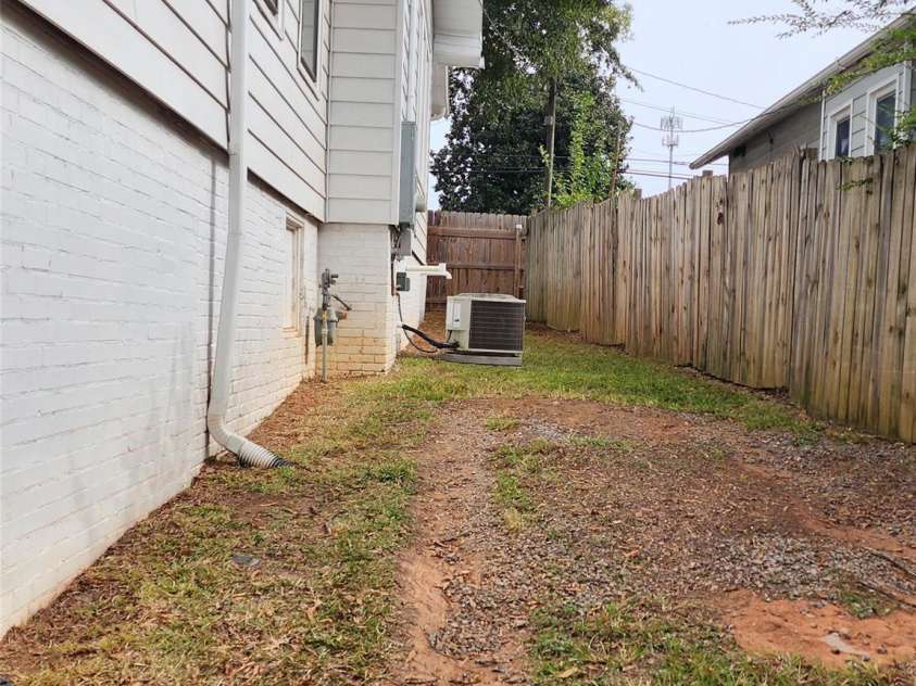 317 Kerr Street, Concord, NC 28025.  MLS# CAR4435171, YatesRealty ID 56856. 