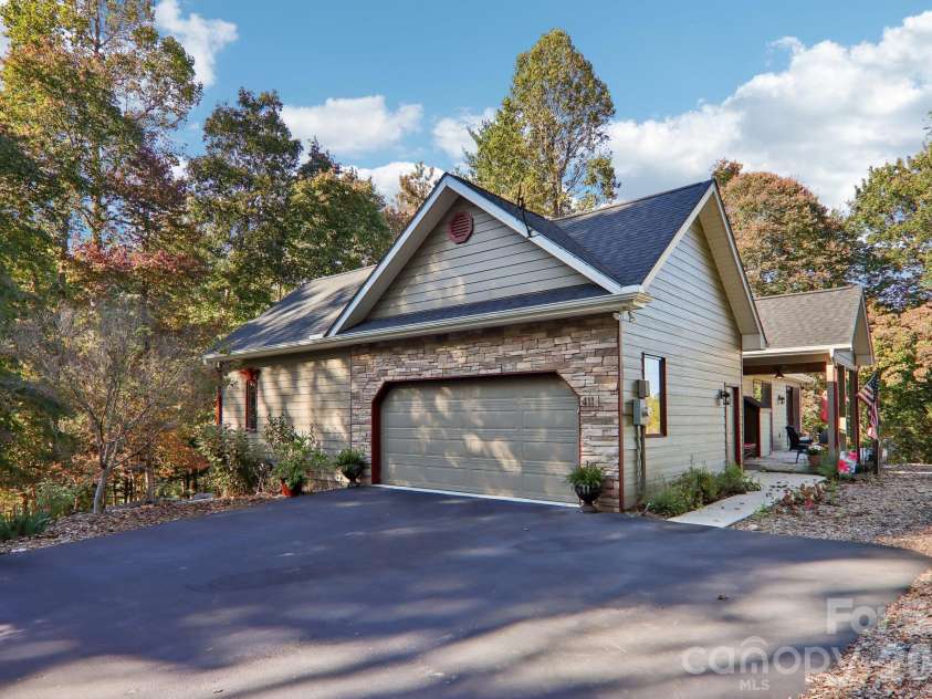 411 Alta Circle, Laurel Park, NC 28739.  MLS# CAR4434282, YatesRealty ID 56858. 