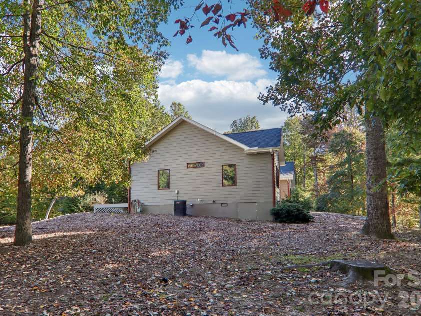 411 Alta Circle, Laurel Park, NC 28739.  MLS# CAR4434282, YatesRealty ID 56858. 