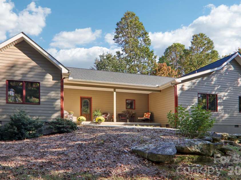 411 Alta Circle, Laurel Park, NC 28739.  MLS# CAR4434282, YatesRealty ID 56858. 