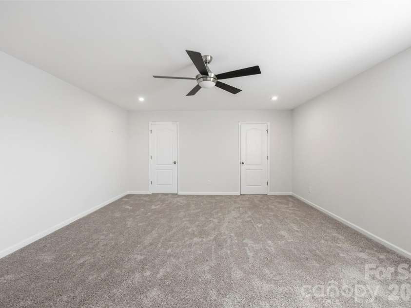 13709 Berkley Avenue, Huntersville, NC 28078.  MLS# CAR4435149, YatesRealty ID 56859. 