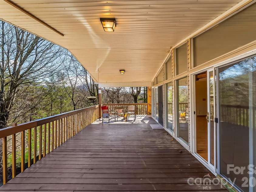 350 Sandy Bottom Road, Marshall, NC 28753.  MLS# CAR4351677, YatesRealty ID 5686. 