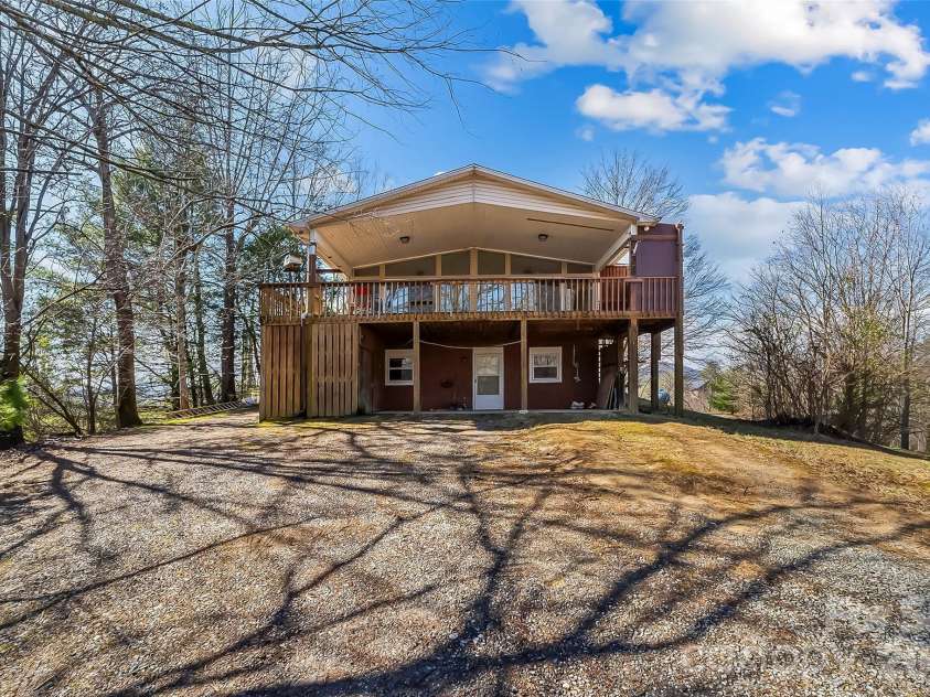 350 Sandy Bottom Road, Marshall, NC 28753.  MLS# CAR4351677, YatesRealty ID 5686. 