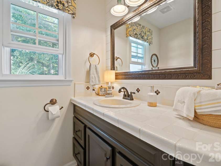2105 Valley View Lane, Lincolnton, NC 28092.  MLS# CAR4433670, YatesRealty ID 56860. 