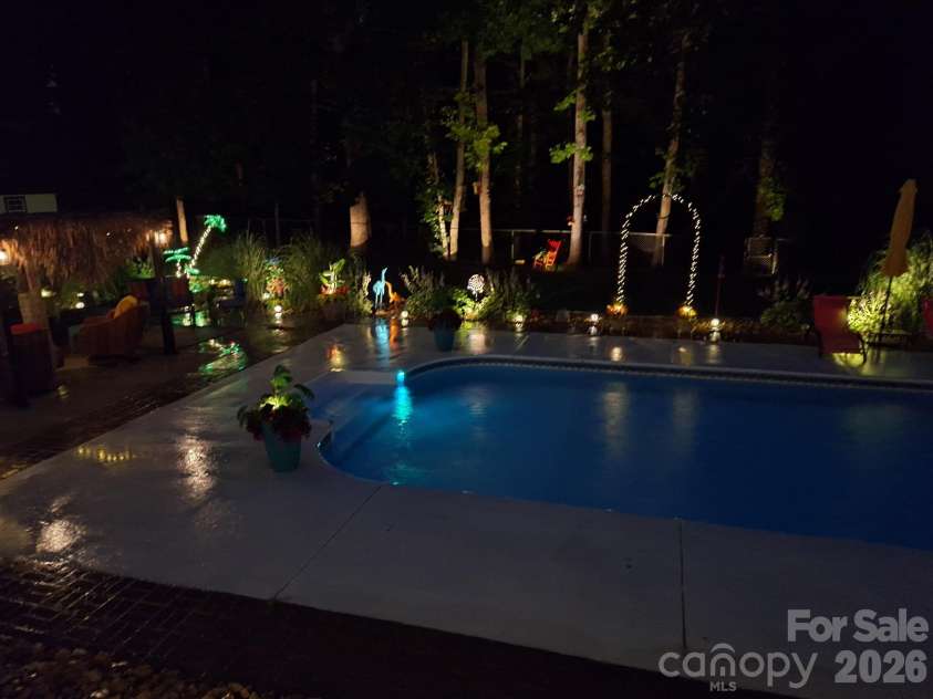 2105 Valley View Lane, Lincolnton, NC 28092.  MLS# CAR4433670, YatesRealty ID 56860. 