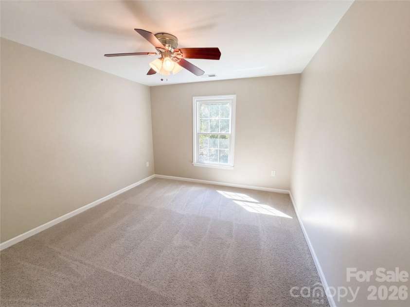 5609 Fairvista Drive, Charlotte, NC 28269.  MLS# CAR4435167, YatesRealty ID 56867. 