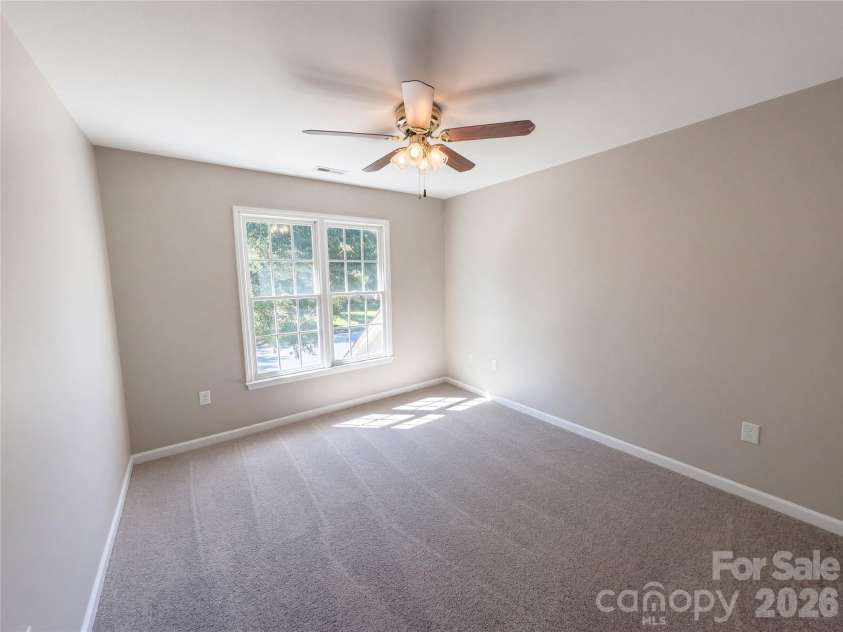 5609 Fairvista Drive, Charlotte, NC 28269.  MLS# CAR4435167, YatesRealty ID 56867. 