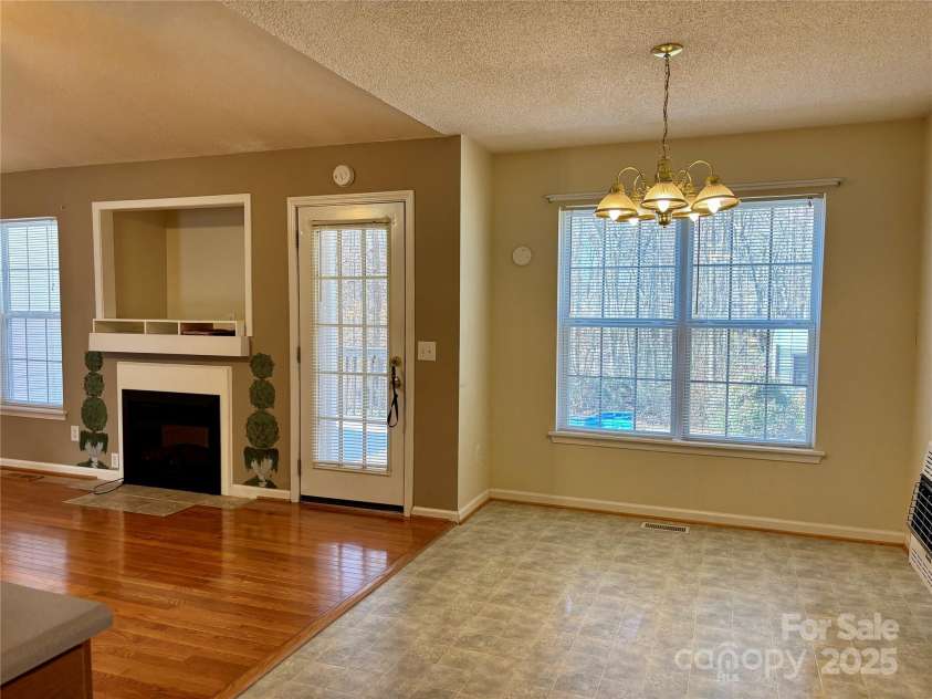 1420 28th Street, Hickory, NC 28602.  MLS# CAR4225189, YatesRealty ID 5687. 