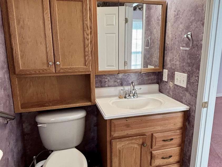 1420 28th Street, Hickory, NC 28602.  MLS# CAR4225189, YatesRealty ID 5687. 