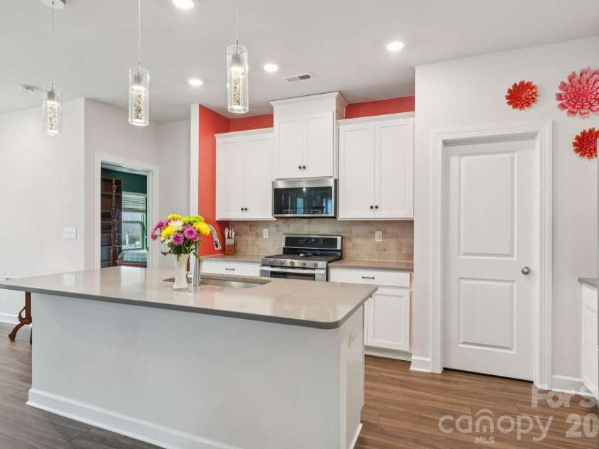7510 Porrera Street, Charlotte, NC 28214.  MLS# CAR4355809, YatesRealty ID 5687. 