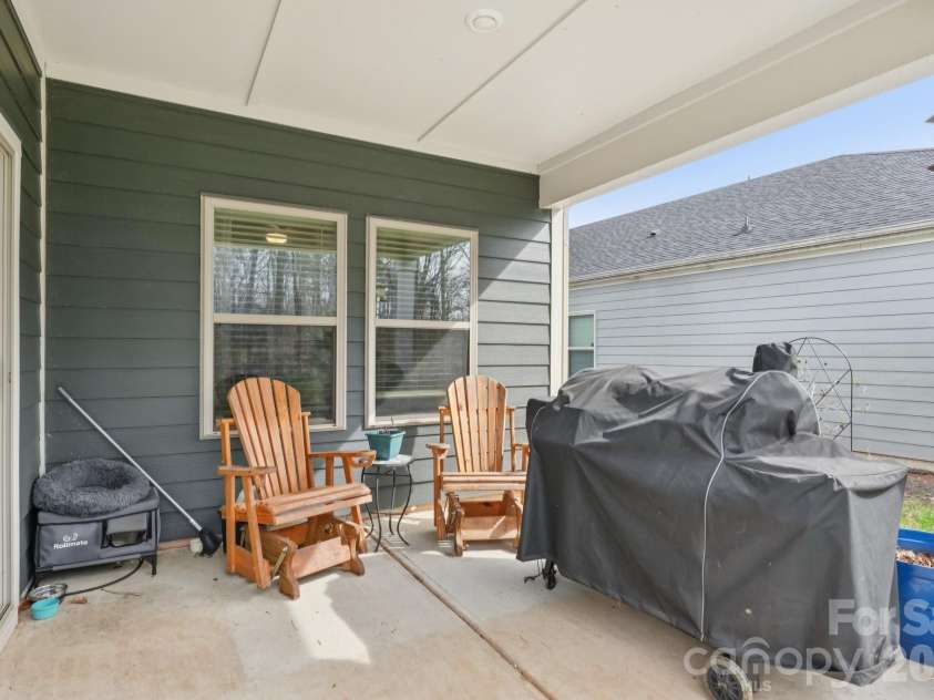 7510 Porrera Street, Charlotte, NC 28214.  MLS# CAR4355809, YatesRealty ID 5687. 