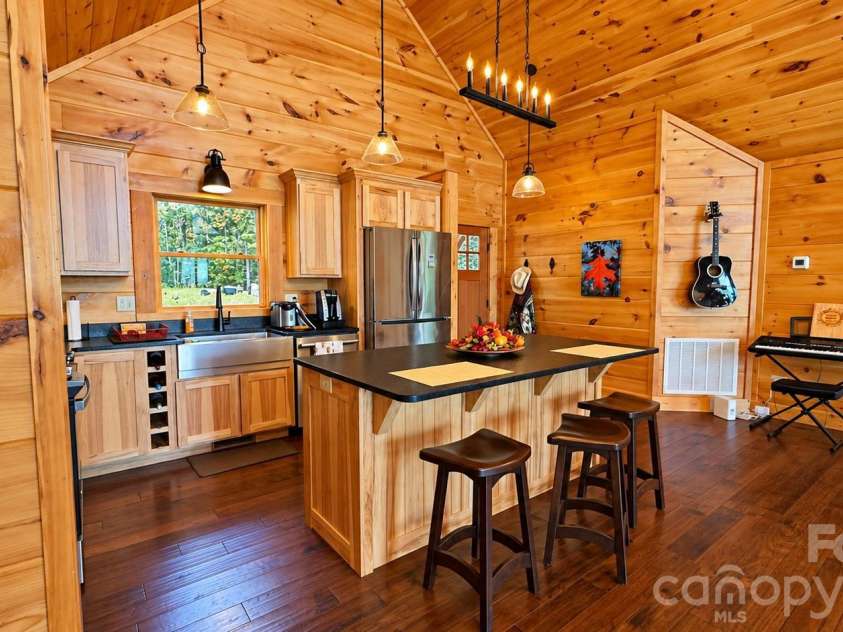5381 Dogwood Way, Lenoir, NC 28645.  MLS# CAR4435192, YatesRealty ID 56871. 