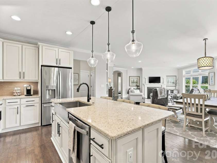 2213 Lincolnshire Lane, Waxhaw, NC 28173.  MLS# CAR4429513, YatesRealty ID 56874. 