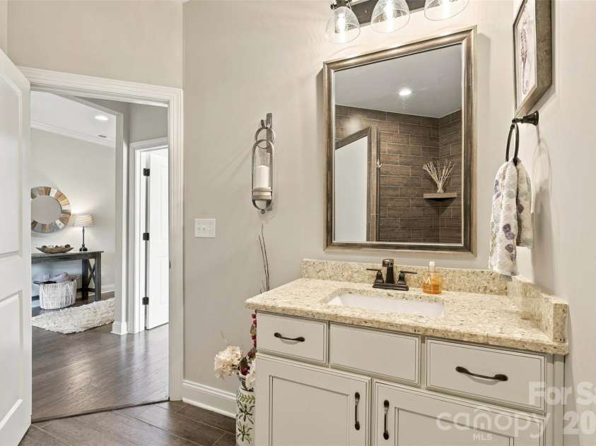 2213 Lincolnshire Lane, Waxhaw, NC 28173.  MLS# CAR4429513, YatesRealty ID 56874. 