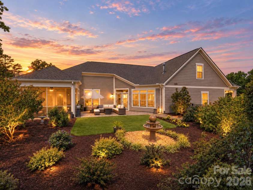 2213 Lincolnshire Lane, Waxhaw, NC 28173.  MLS# CAR4429513, YatesRealty ID 56874. 