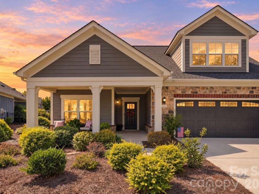 2213 Lincolnshire Lane, Waxhaw, NC 28173.  MLS# CAR4429513, YatesRealty ID 56874. 