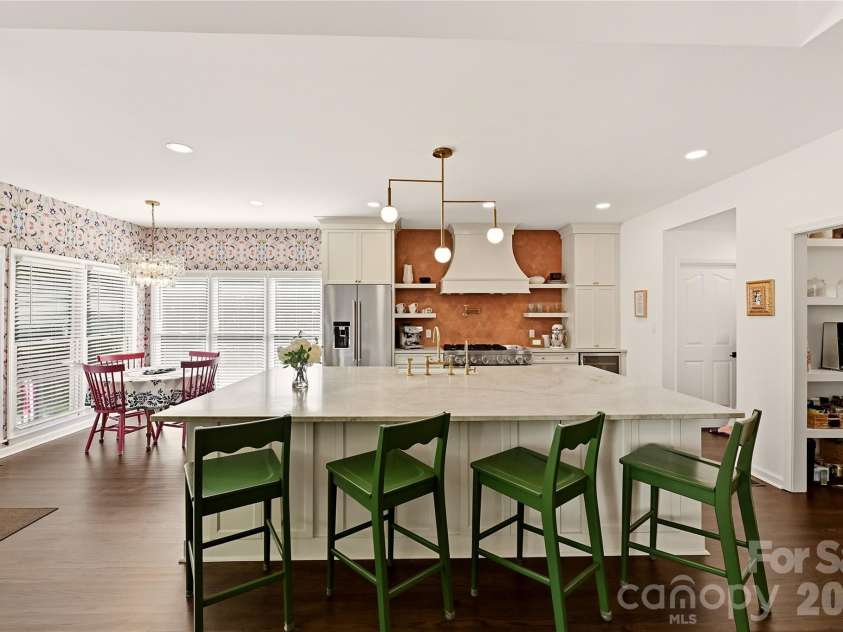 16521 Plantation Woods Drive, Charlotte, NC 28278.  MLS# CAR4434628, YatesRealty ID 56876. 
