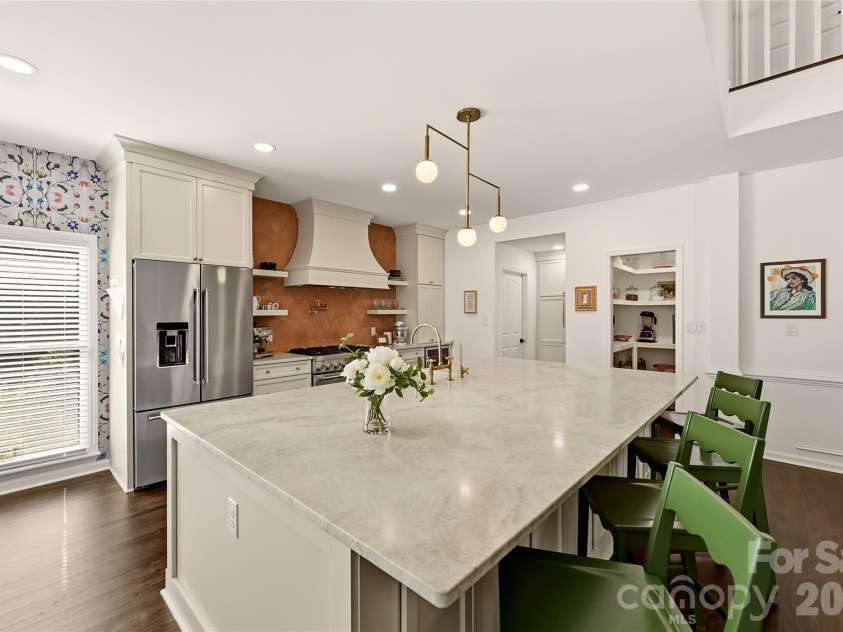 16521 Plantation Woods Drive, Charlotte, NC 28278.  MLS# CAR4434628, YatesRealty ID 56876. 