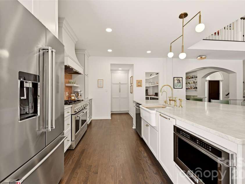 16521 Plantation Woods Drive, Charlotte, NC 28278.  MLS# CAR4434628, YatesRealty ID 56876. 